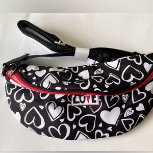 Brighton Belt Bag with Red Zipper